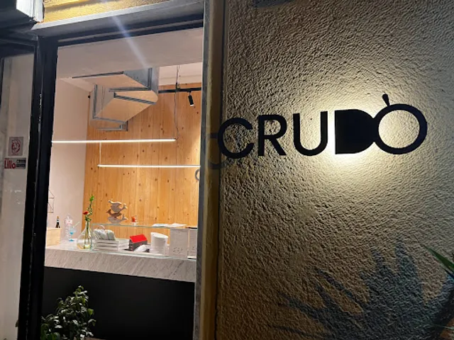 CruDO' - Mordi il mare e bevi un drink