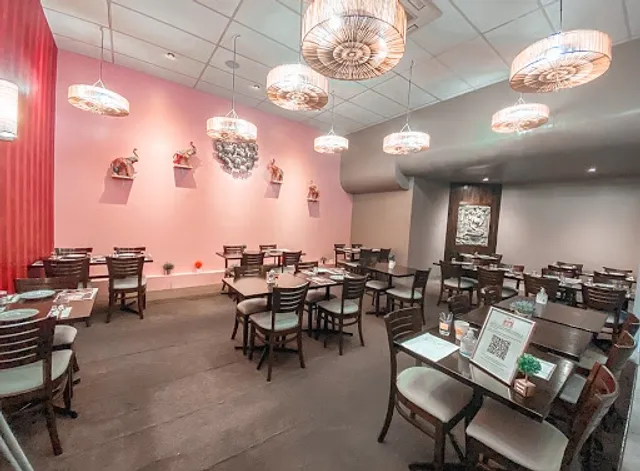 Siriwan Thai Restaurant :: The Simplicity of Thai Food