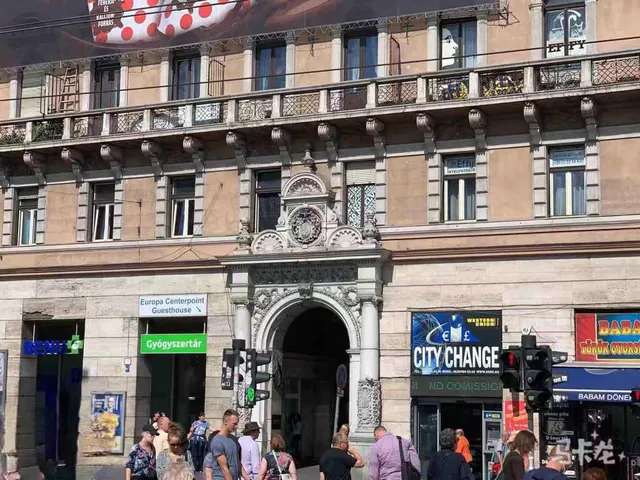 Budapest Three Cats Hostel