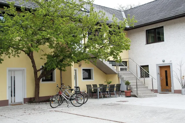 Peterseil´s Radl Zimmer - Schlafen am Vierkanthof