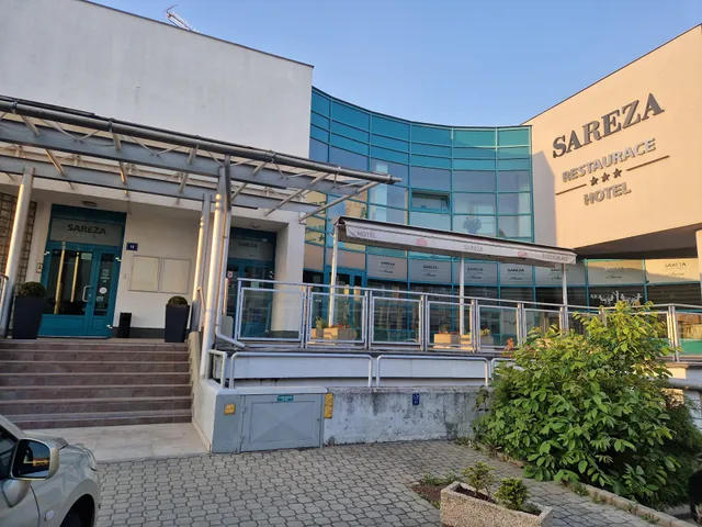 SAREZA HOTEL