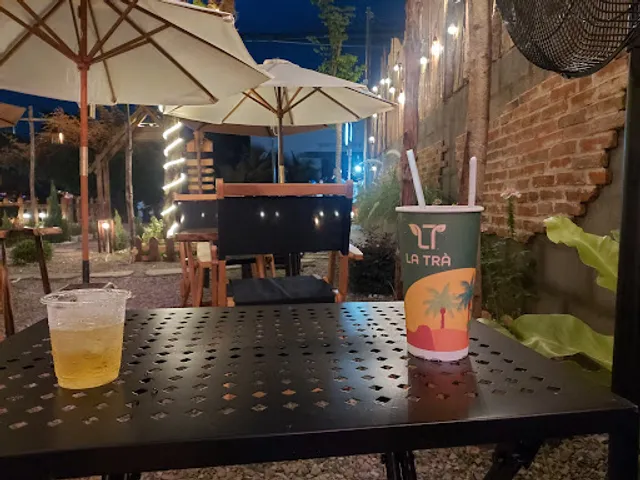 La Trà Tea Coffee & Food