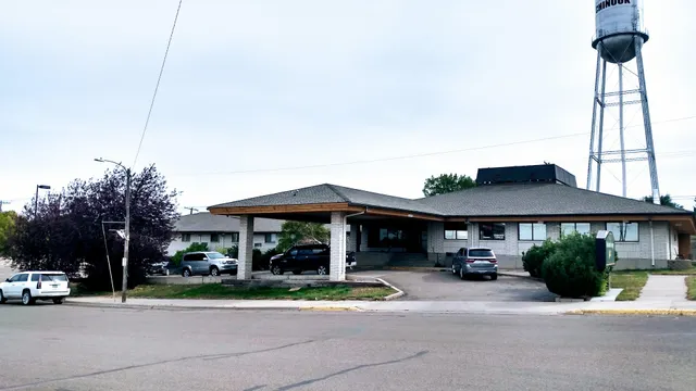 Chinook Motor Inn