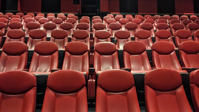 AMC Saratoga Springs 11