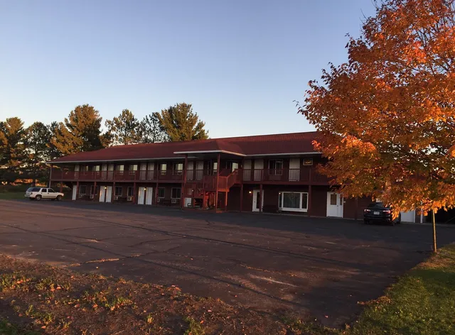 Birchwood Motel