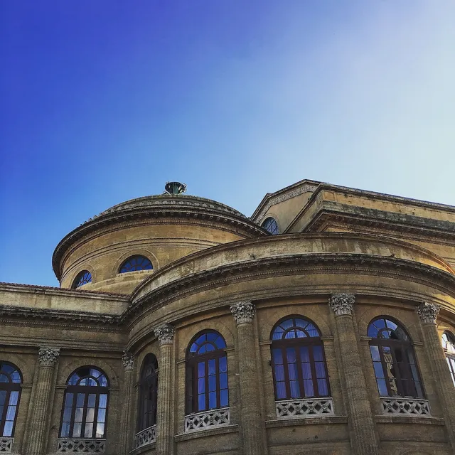 Luxury Bed & Breakfast of Victories