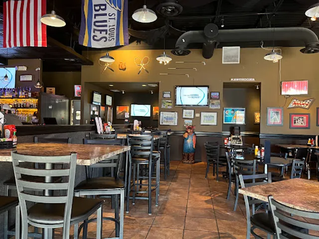 Hog's Haus Bar & Grill