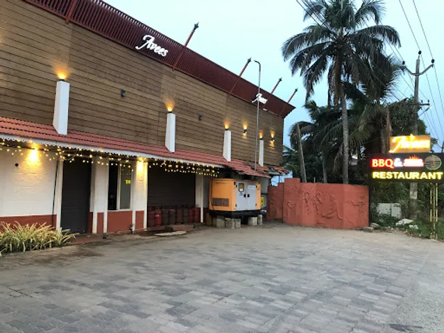 Avees Puttu House Restaurant