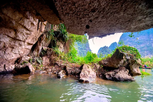 Tràng An Landscape Complex