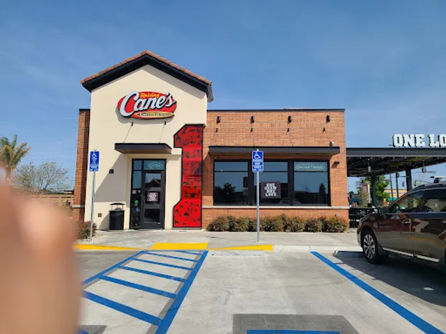 Raising Cane's Chicken Fingers