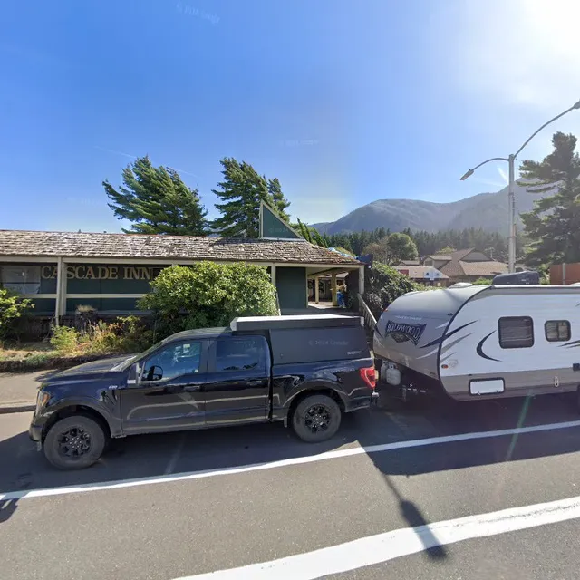 Cascade Inn - Restaurant and Lounge