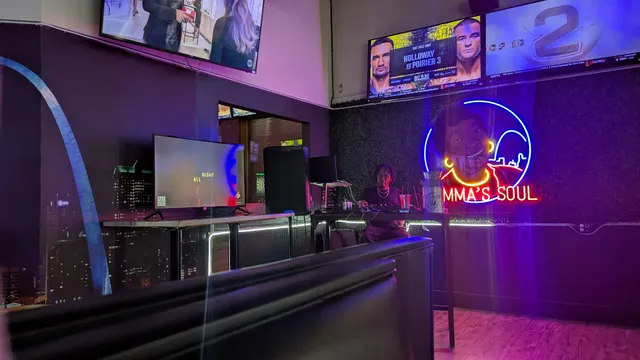 Momma’s Soul Fish & Chicken