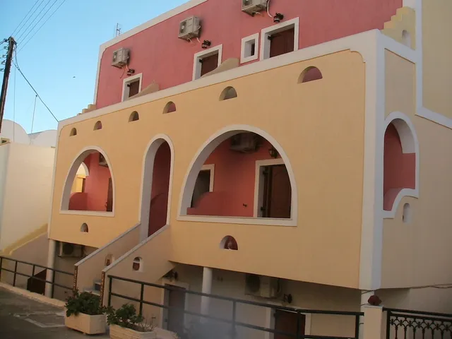 Emmanouela Studios & Villas