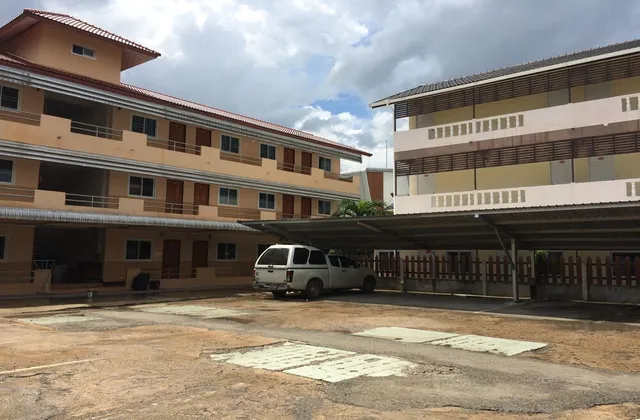 จามจุรีเพลส