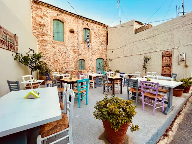 Zorbas Pizzeria and Family Taverna