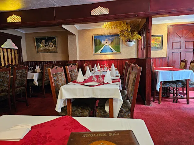 The English Raj, Indian Restaurant