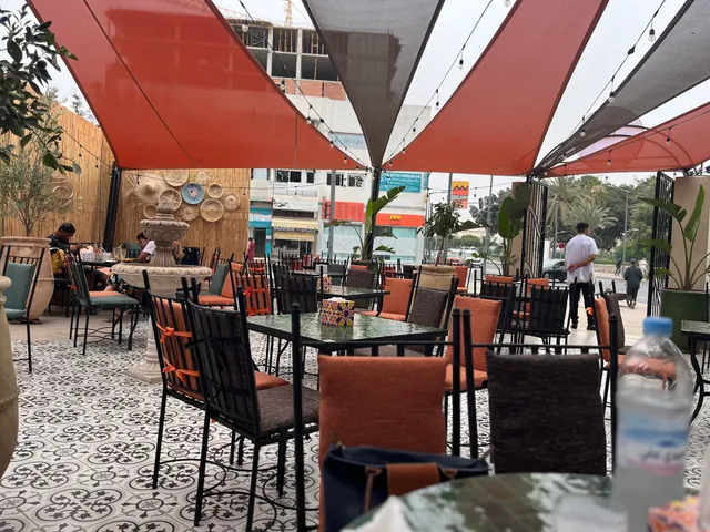 Restaurant La table Amazigh Couscous & Tajine