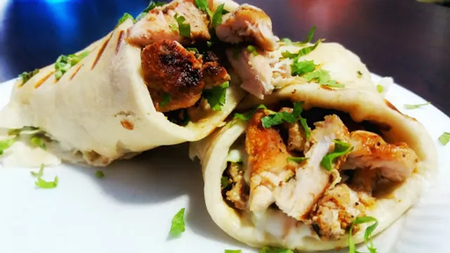 Yaariyaan - Shawarma Centre