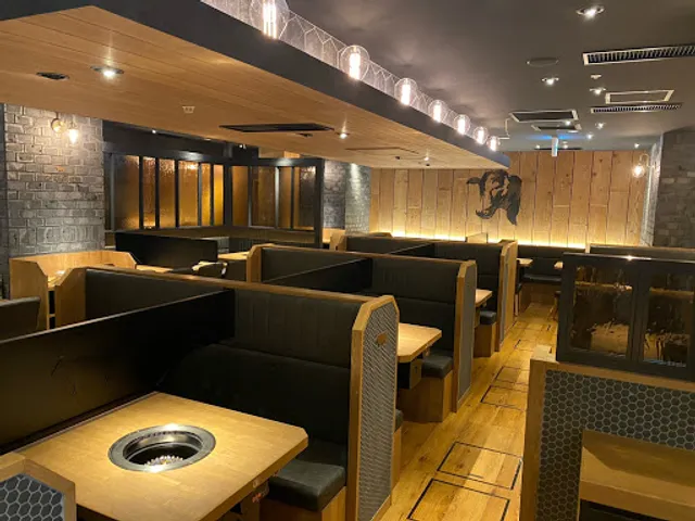 牛角 横浜ムービル店