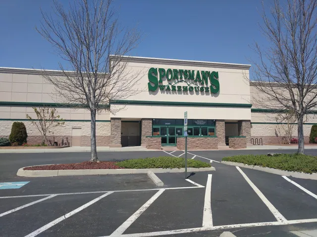 Sportsman's Warehouse
