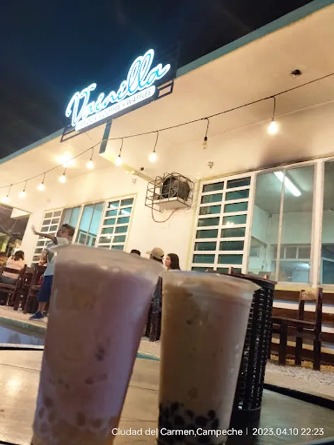 Vainilla, gelato+waffle+caffe