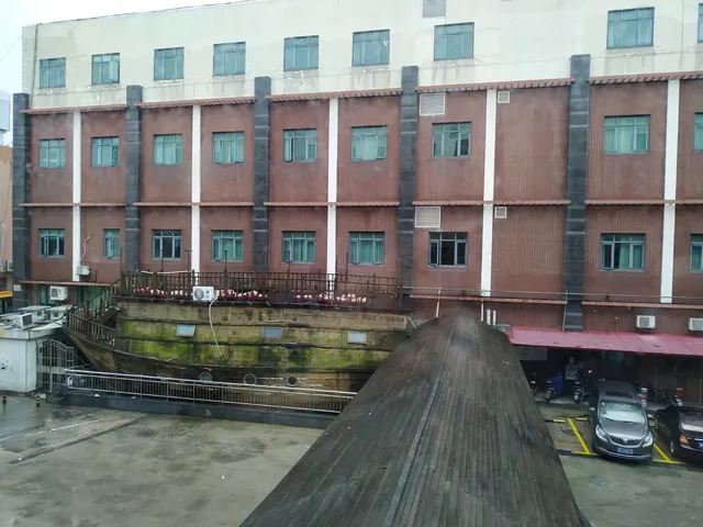 Hong Jinguo International Hotel