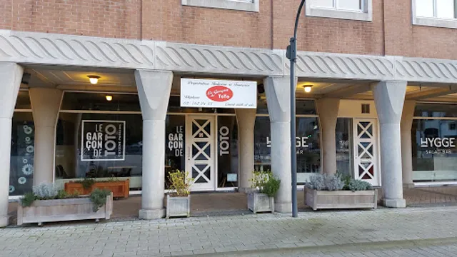 Le garçon de TOTO restaurant italien