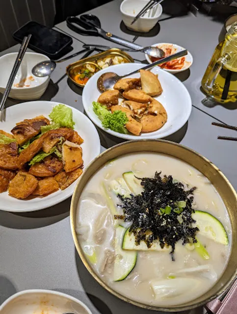 POCHA! Korean Street Dining (Tampines Mall)