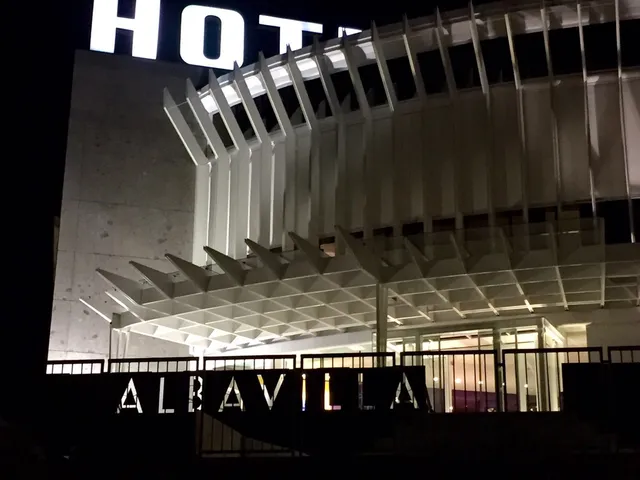 Albavilla Hotel & Co.