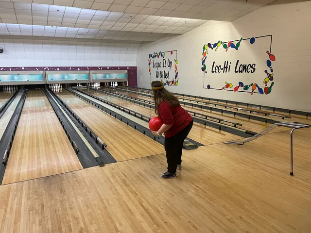 Lee-Hi Lanes
