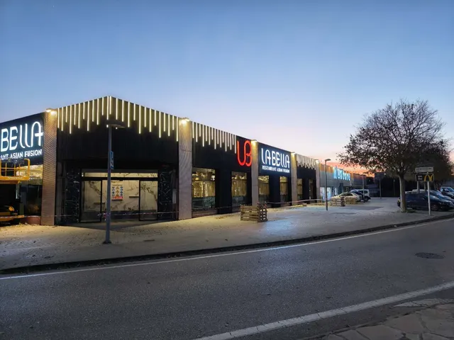 La Bella Restaurant - Asian Fusion