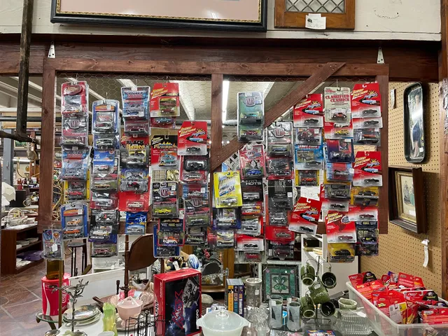 Firehouse Antiques & Collectibles