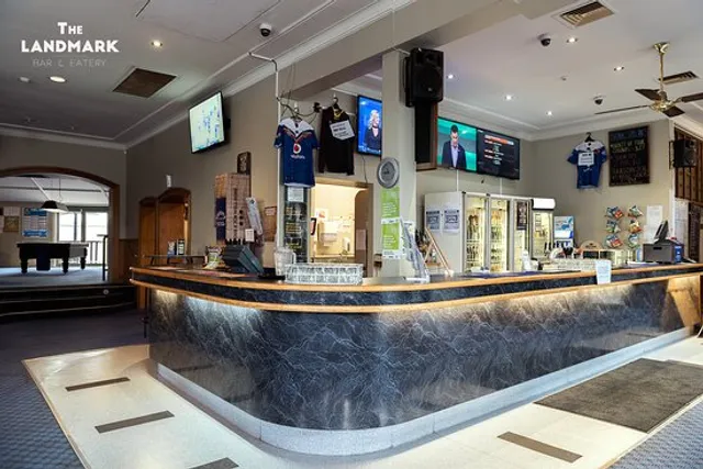 The Corner Bar and Eatery