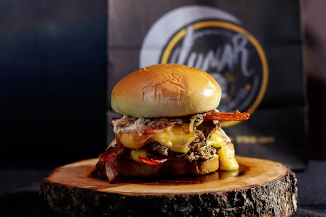 Lunar Hamburgueria
