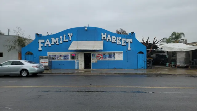 Family Market