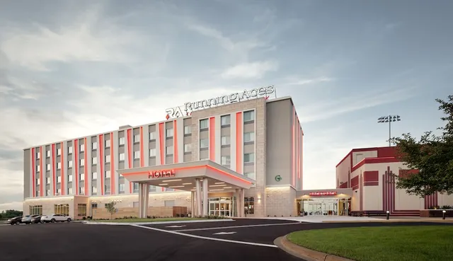 Running Aces Hotel