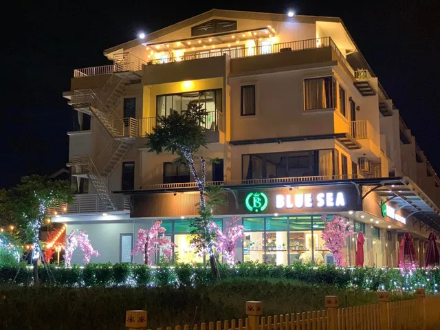 Blue Sea Hue Hotel
