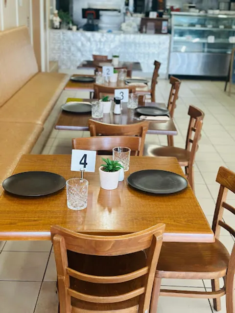 Mediterranean Pizza & Pasta Restaurant