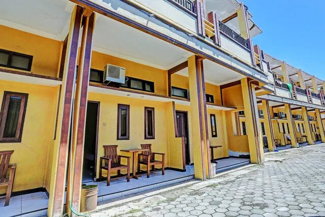 OYO 92387 Ratu Homestay Syariah