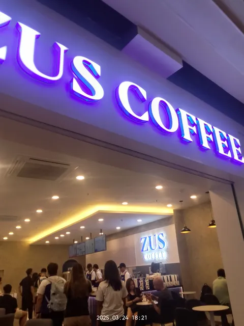 Festival Supermall Alabang - Entrance R1