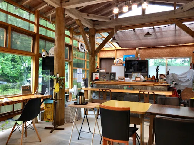 鯉・鱒料理 霧島養魚センター