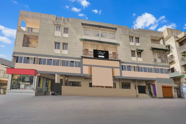 Collection O Maninagar East Formerly Maninagar Residency