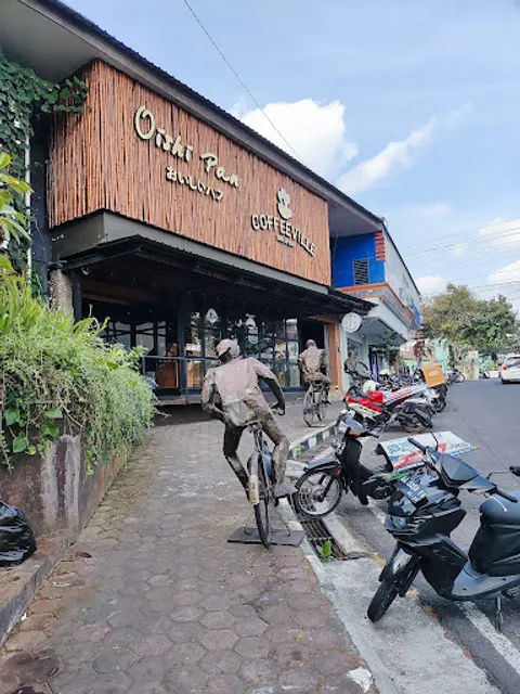 Coffeeville - Oishi Pan