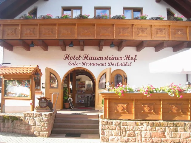Hotel-Hauensteiner-Hof