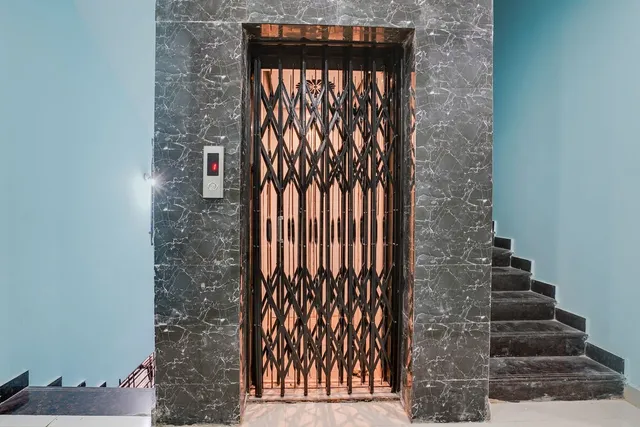 OYO 46419 Moon Light Hospitality