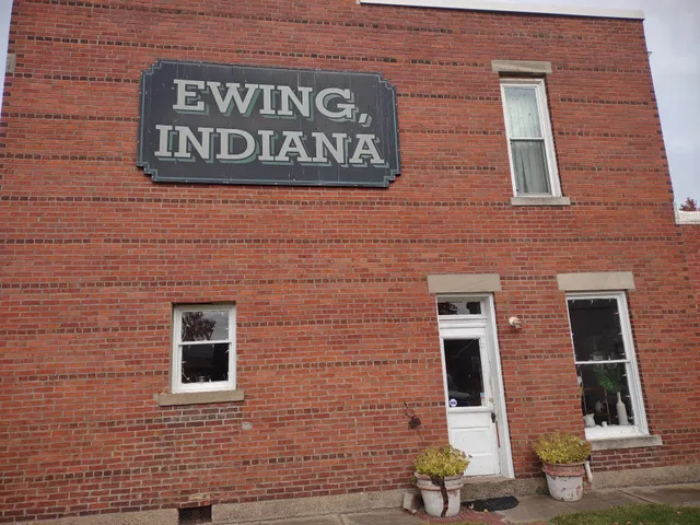 Ewing Unique & Boutique