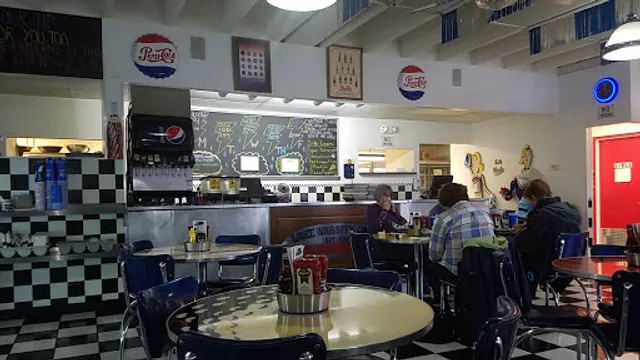 Lake Varsity Diner