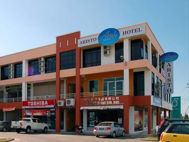 Aristo Hotel