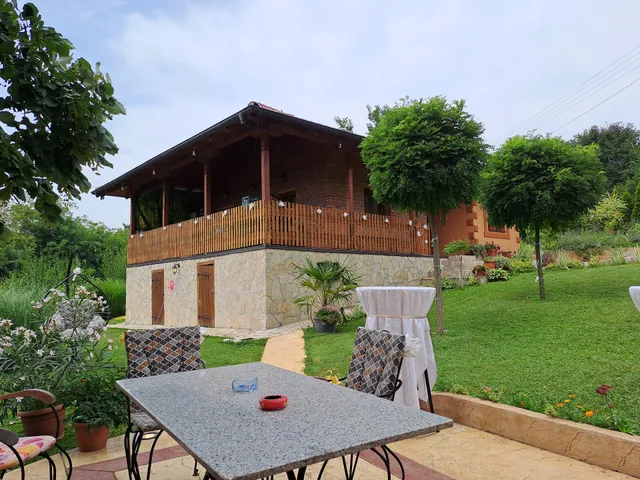 Seoski Turizam ,,Kuća za uživanje”