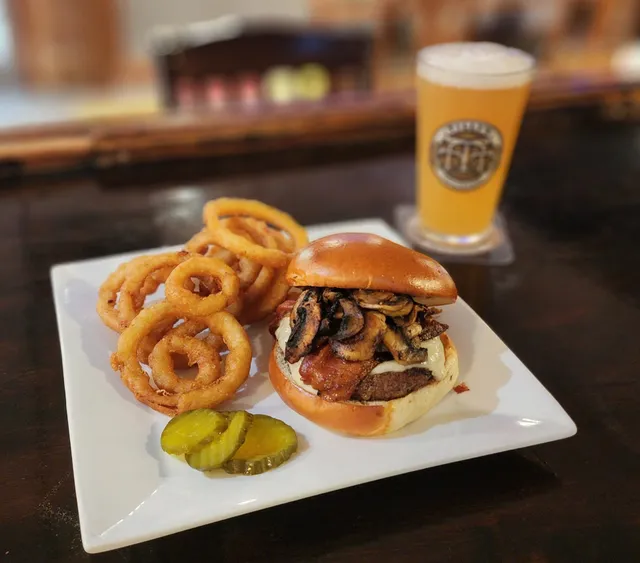 Tilly's Tap & Tavern